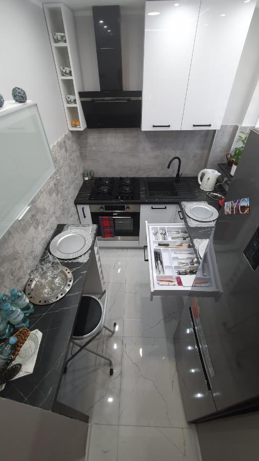 Apartament Park Saski ซานดอเมียร์ช ภายนอก รูปภาพ